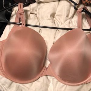 Victorias Secret Demi Bra Never Worn